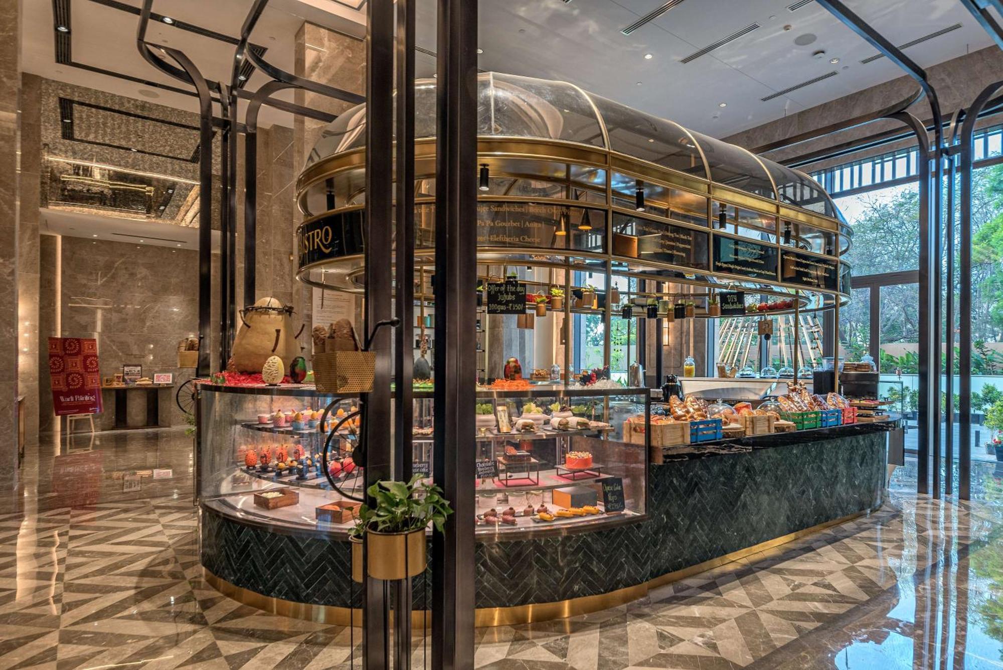 Radisson Blu Hotel & Spa, Nashik Ngoại thất bức ảnh