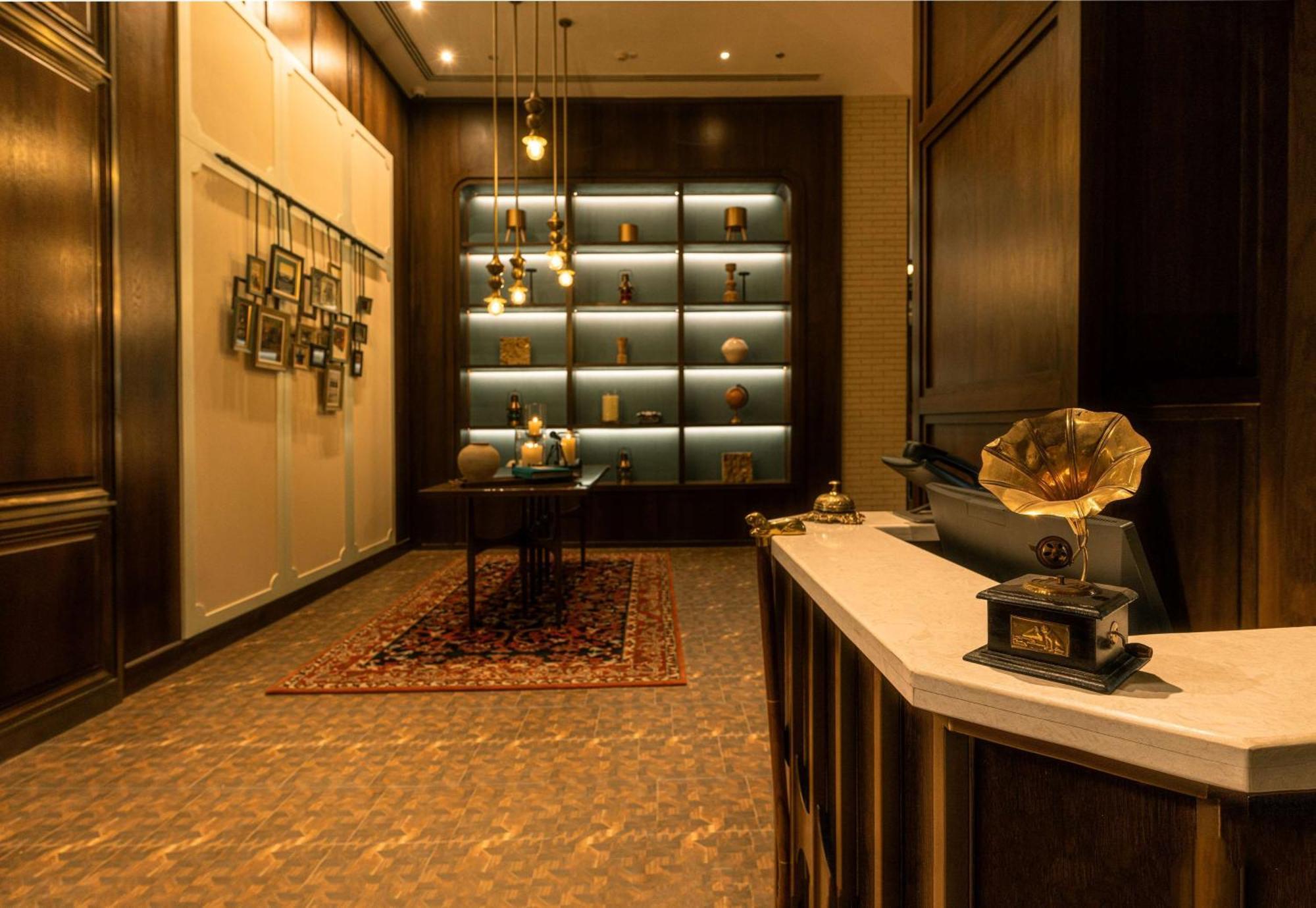 Radisson Blu Hotel & Spa, Nashik Ngoại thất bức ảnh